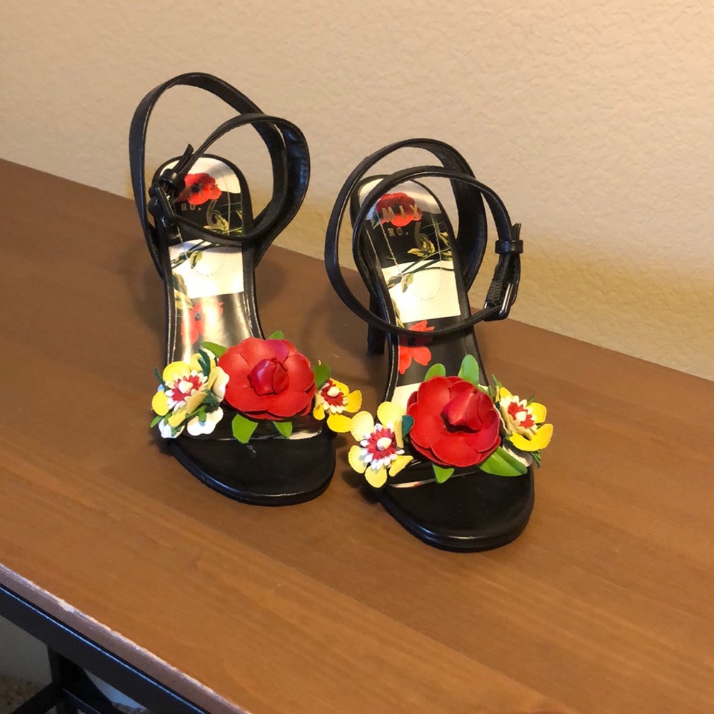 Adorable floral heels